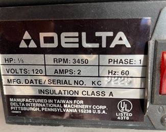 Delta 23-700 Universal Wet/Dry Grinder		
