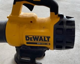 Dewalt DCBL720 Blower		
