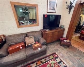 LIVE Sale Only Many, Many Items to Sell 