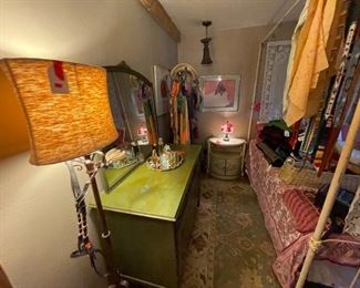 LIVE Sale Only Many, Many Items to Sell 