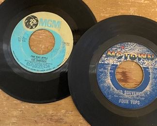 Mowtown and MGM 45s