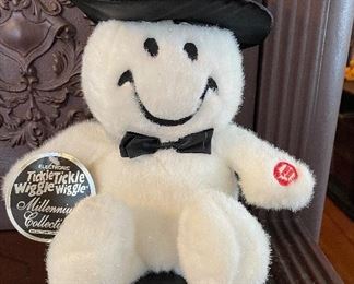 Dandee Tickle Tickle Wiggle Wiggle Millennium Collectible Bear