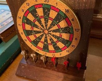 Mini-dart board