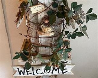 Welcome home decor