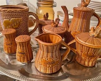 Vintage Rooster Basket Weave Ceramic Set
