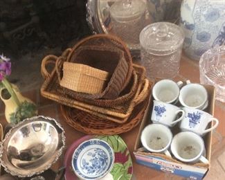 Baskets and kitchen items