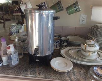 Percolater coffee pot