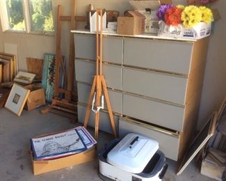 Roasting oven, storage, easel