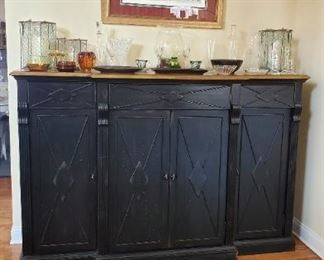 Oversized buffet server