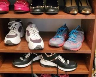 Ladies sneakers