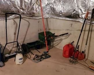 Rake axes and other yard tools