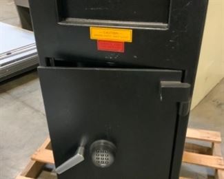 AMSEC drop safe - works great