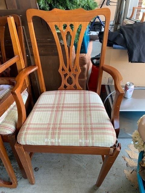4 Dining chairs
