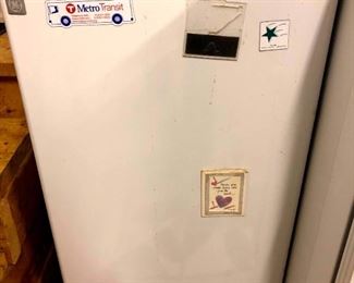 GE Mini Refrigerator