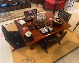 Chabudai Japanese dining table with mats and 4 chairs