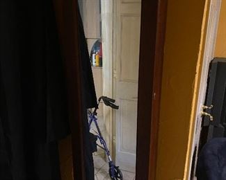 Locking wall jewelry case with light