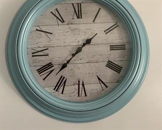 Deck wood-look clock (for a piece of the lake in your home!)