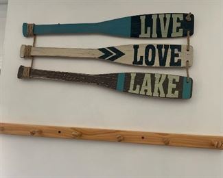Lake-themed decor (for a piece of the lake in your home!)