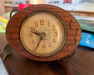 MCM Seth Thomas alarm clock - tested and works!