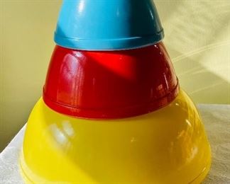 Vintage PYREX Primary Colors ~ Yellow, Red & Blue