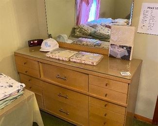 MC MCM BLONDE MIRROR DRESSER 