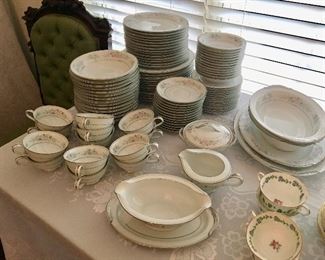 Noritake- Japan - Romance