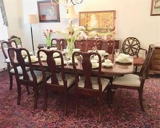 Dining Room Table with 8 Chairs by Ethan Allen