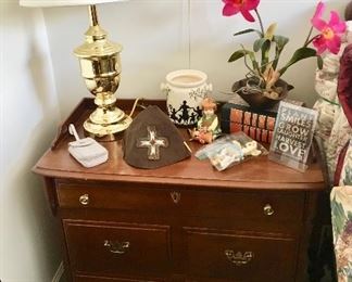 Monitor Furniture Co.