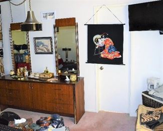 Primary Bedroom Overview