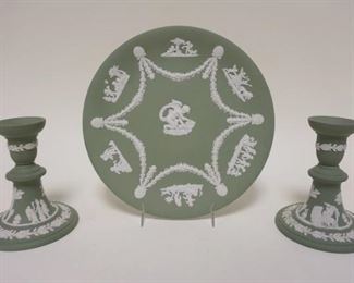 1068	GREEN JASPER WEDGWOOD ENGLAND 9 IN PLATE & 2 CANDLESTICKS, 5 IN HIGH
