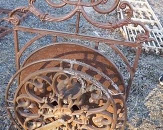 1154	ORNATE CAST IRON HOSE WINDER, 22 1/2 IN WIDE X 30 1/2 IN HIGH
