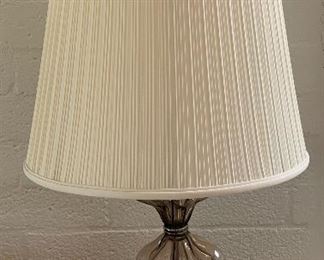 Table Lamp w Iron Accent