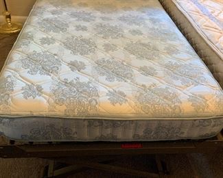 Collapsible Twin Bed