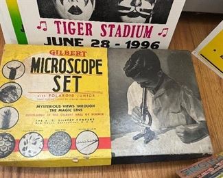 Microscope Set Gilbert