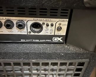 Backline 800 watt Bass Amplified