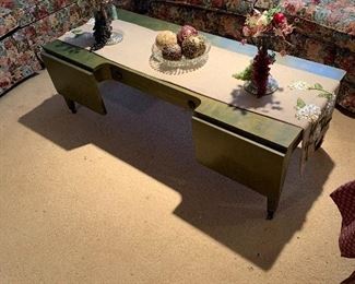 Drop leaf mid Century coffee table 