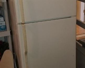 Spare Refrigerator for a man/woman cave or garage for extra items