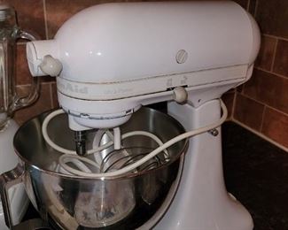 Kitchen aide mixed 