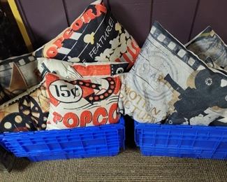 Accent home theater pillows 