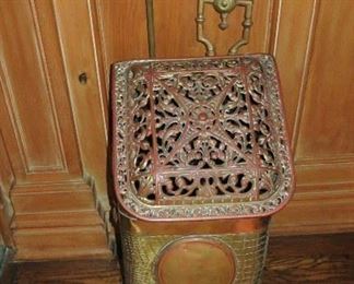 Late-19th. C. Pierced Brass & Copper "Alligator" Coal Scuttle with Tools