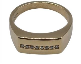 Men's 14k Gold Ring with 8 Small Diamonds