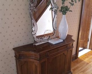 Hallway storage chest with alluring mirror (alternate view)