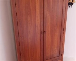 Armoire
