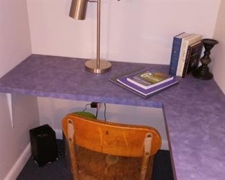 Desk accessories