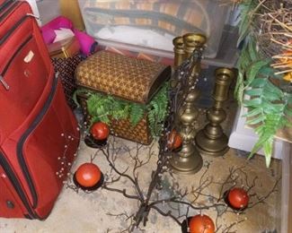 Decorative accents