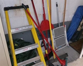 Ladder / step stool