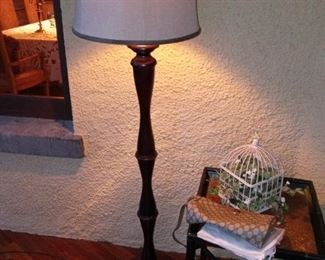 Floor lamp