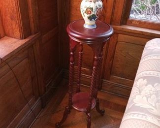 Plant stand