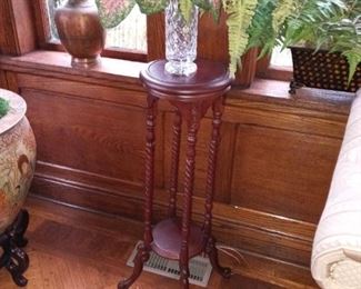 Plant stand