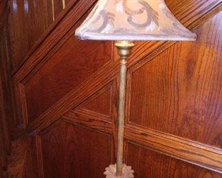 Candlestick lamps